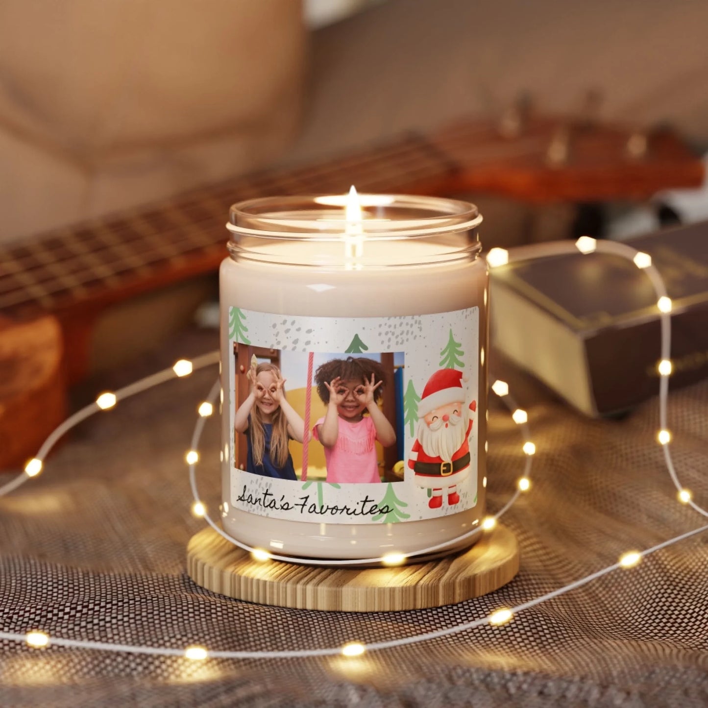Santa's Favorites Scented Soy Candle - Lifestyle Twinkle