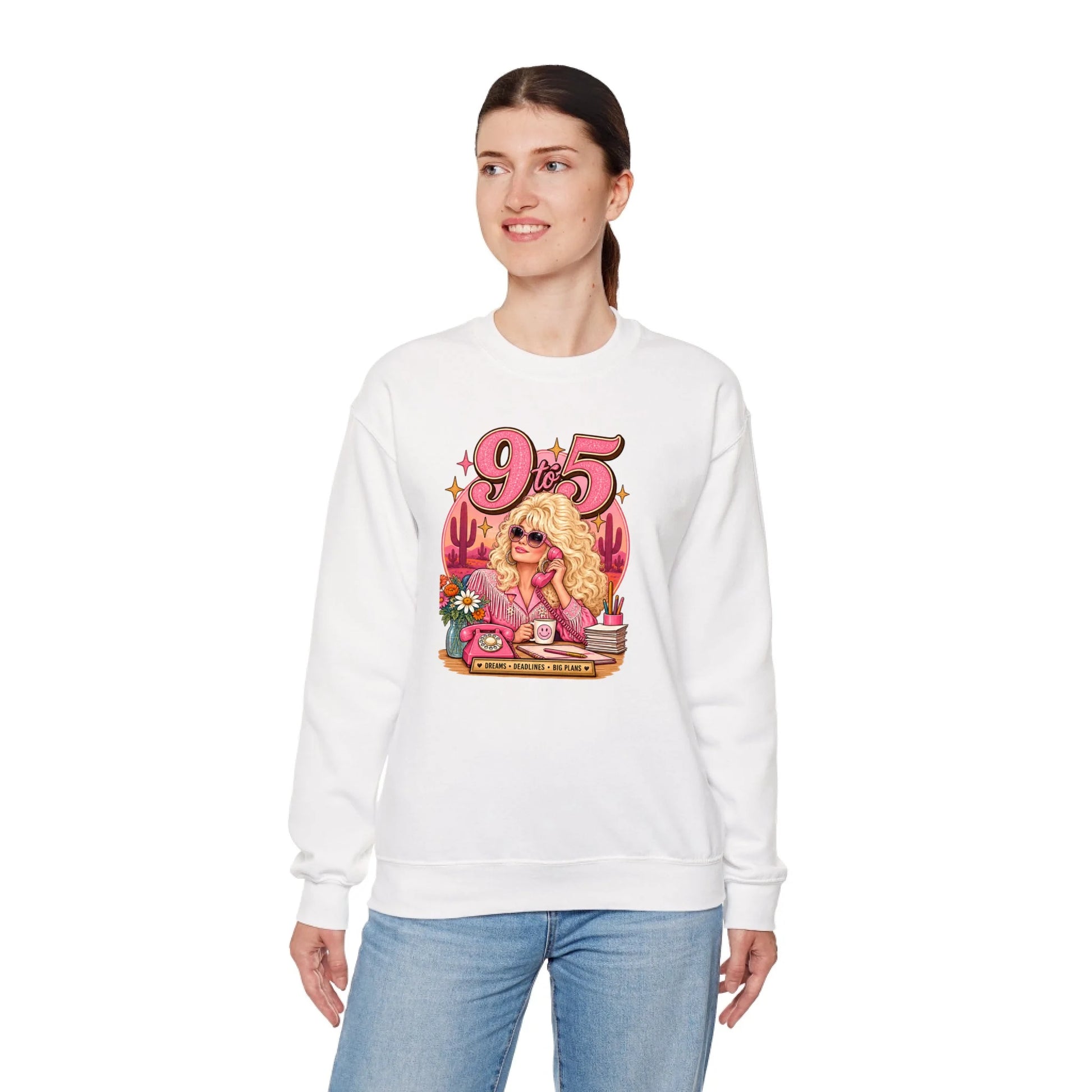 Sweatshirt Front Lifestyle 2