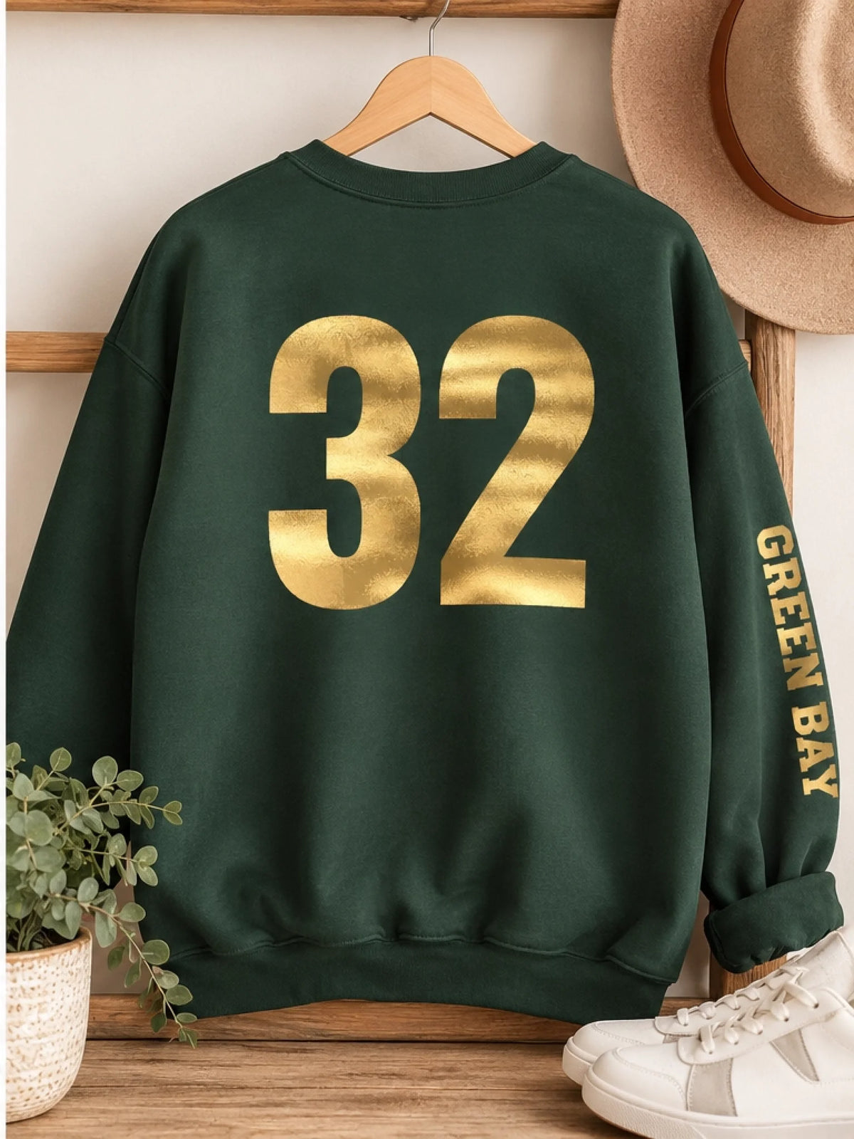 Green back, gold metallic lifestyle 2